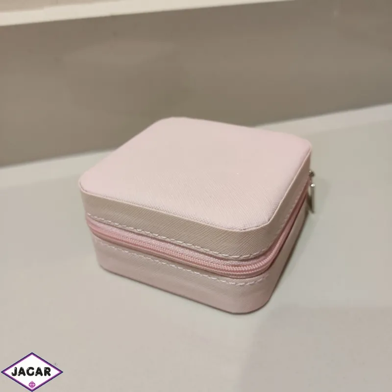 Szkatułka na biżuterię 10x10cm różowa SZK33 Szkatułka na biżuterię 10x10cm różowa SZK33