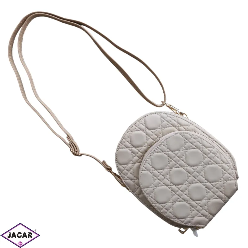Torebka crossbody pikowana TD1051 Torebka crossbody pikowana TD1051