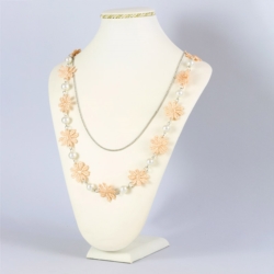 Naszyjnik haftowane kwiaty i perły - NA1035