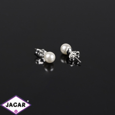 Kolczyki czeskie perła biała 0,6cm 43/104 EA2868