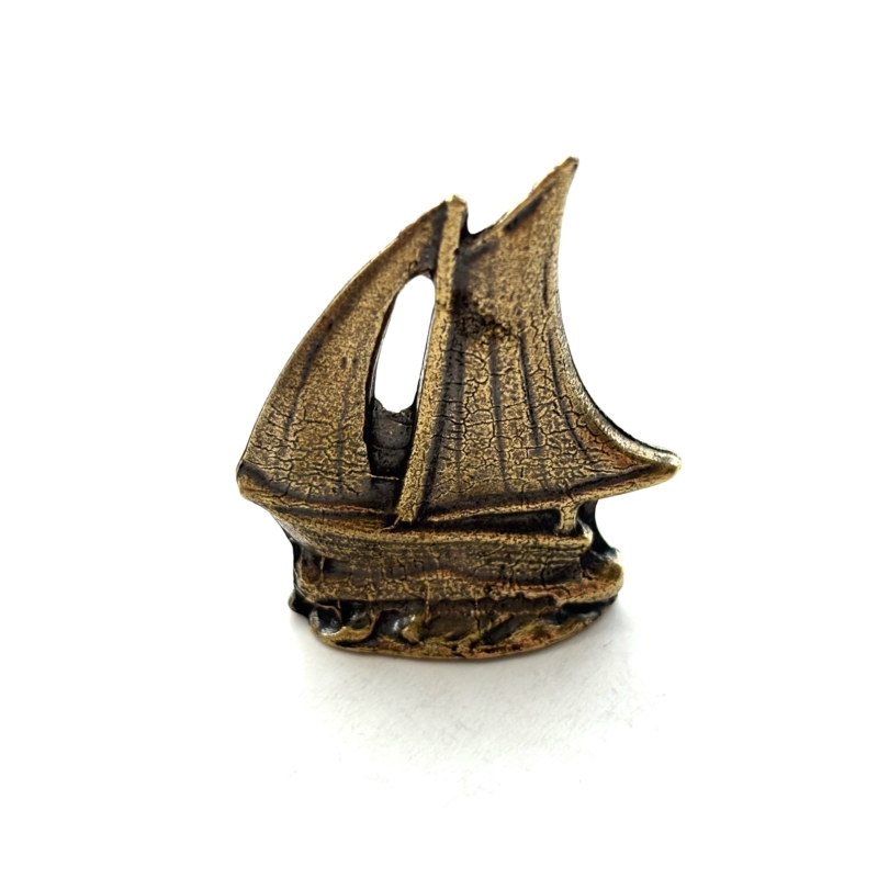 Figurka metalowa - żaglówka - FR91